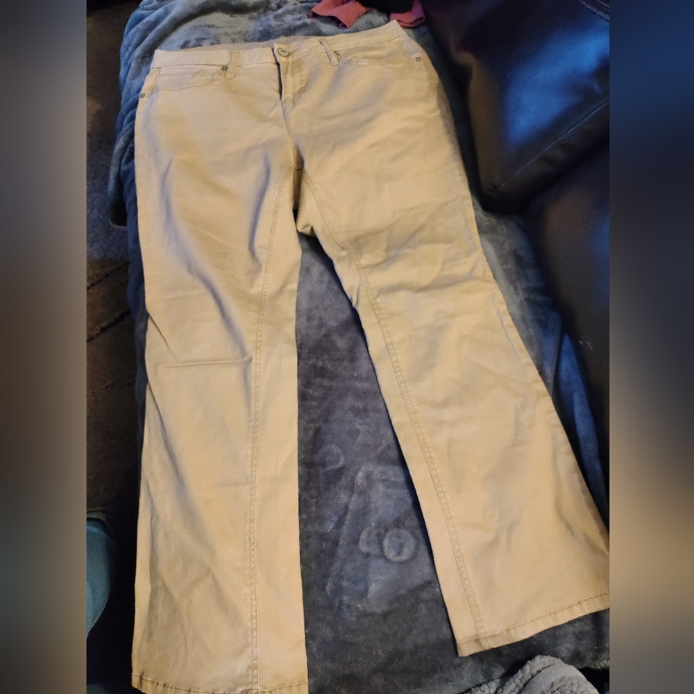 Women's Khaki Boot Cut Pants, Size 16P